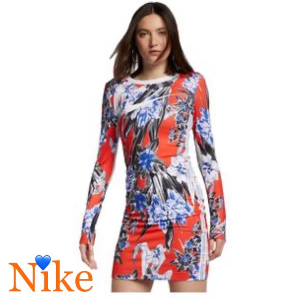 NWT Nike Sportswear Long Sleeve Dress
